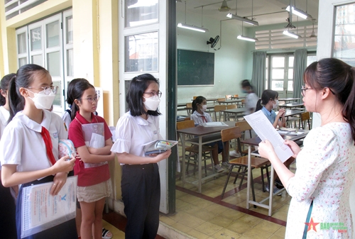 Gần 6.000 học sinh Tiểu học tại TP Hồ Chí Minh làm bài khảo sát vào lớp 6
